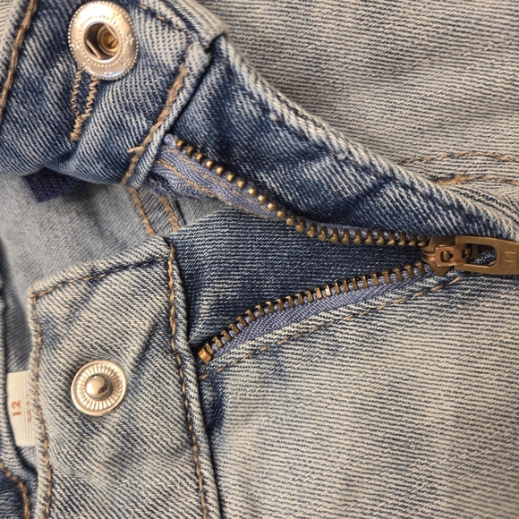 Girls Stylish Light Blue Jeans - Picture 3 of 6